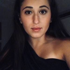 Meet your Posher, Francesca